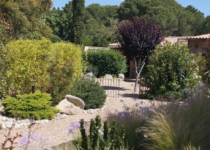 Les Jardins De Santa Giulia - Charmante Dhte Guest house 3*